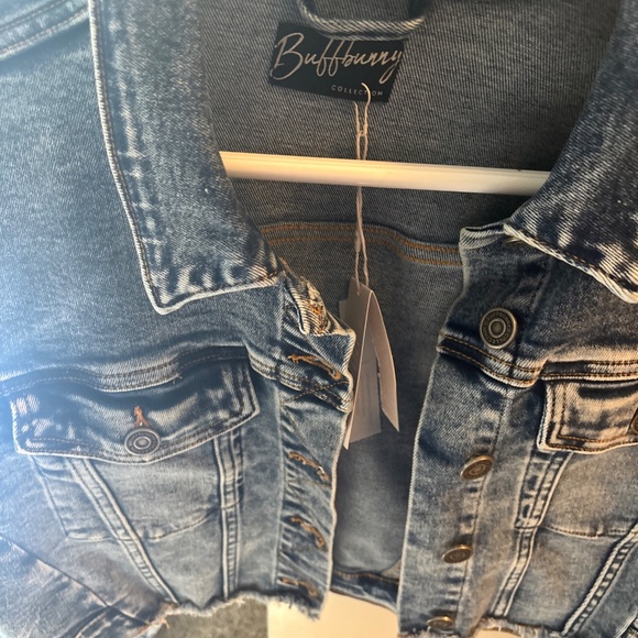 Buffbunny jean jacket New with tags size large $98 - Picture 3 of 5